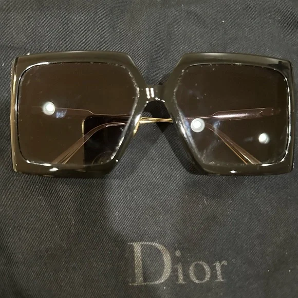 Dior | Accessories | Dior Glossy Black Geometric Sunglasses  display picture 3